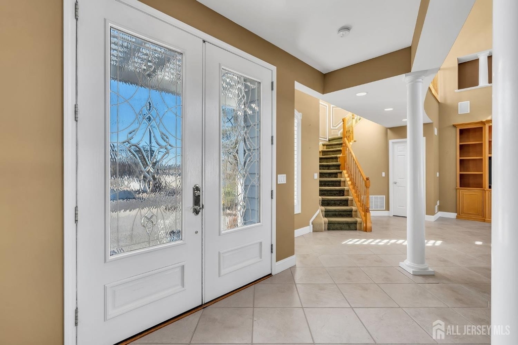 3110 Windsor Avenue - Photo 5