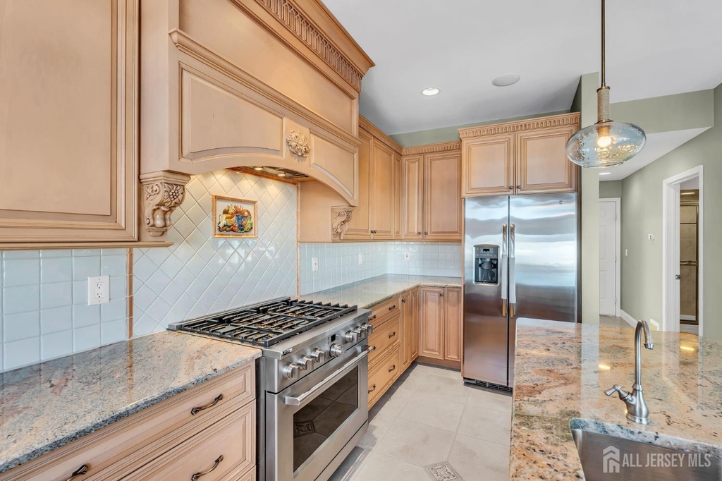 3110 Windsor Avenue - Photo 20