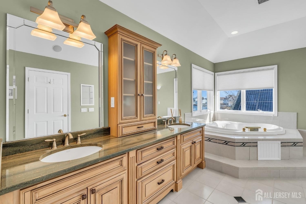 3110 Windsor Avenue - Photo 33