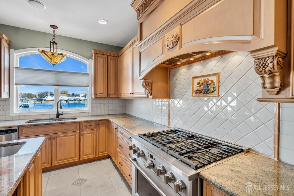 3110 Windsor Avenue - Photo 17