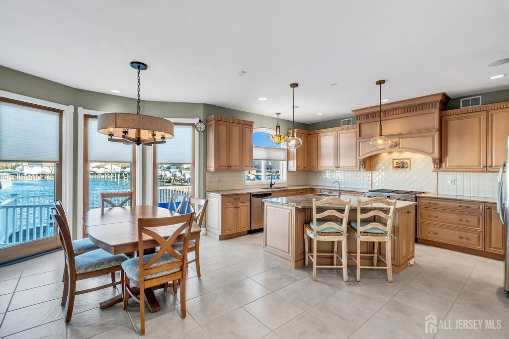 3110 Windsor Avenue - Photo 13