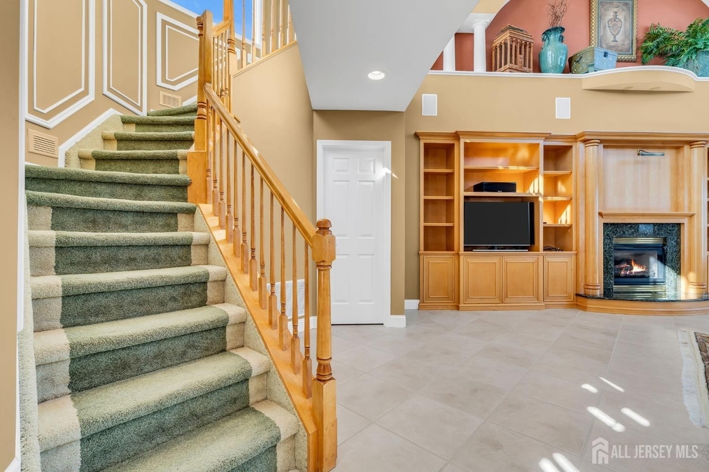 3110 Windsor Avenue - Photo 11