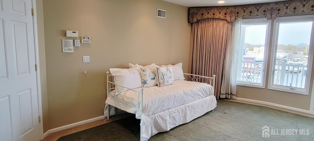 3110 Windsor Avenue - Photo 29