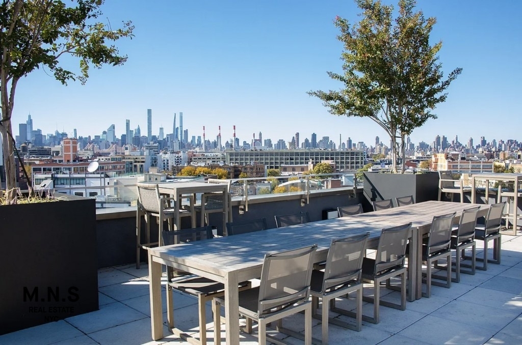 36-20 Steinway Street - Photo 19