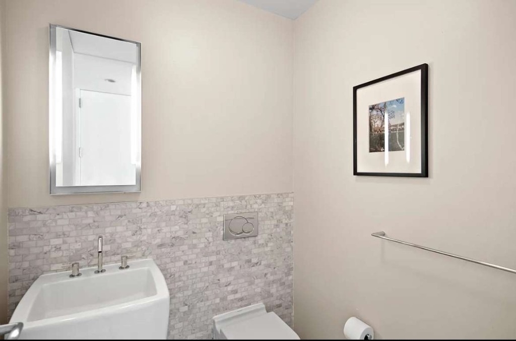 245 W 19th Street - Photo 10
