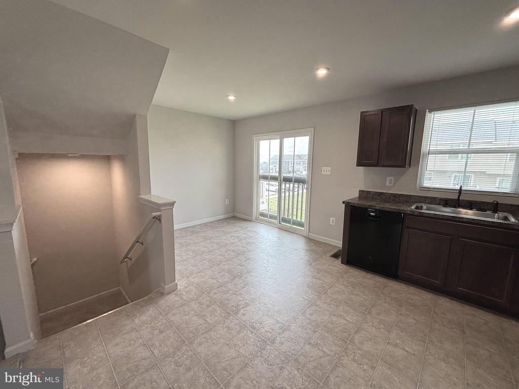 57 Sebago Place - Photo 2