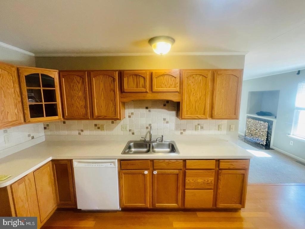 711 Yorktown Boulevard - Photo 5