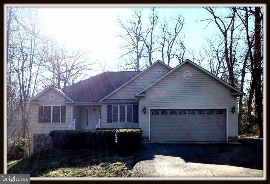 711 Yorktown Boulevard - Photo 0