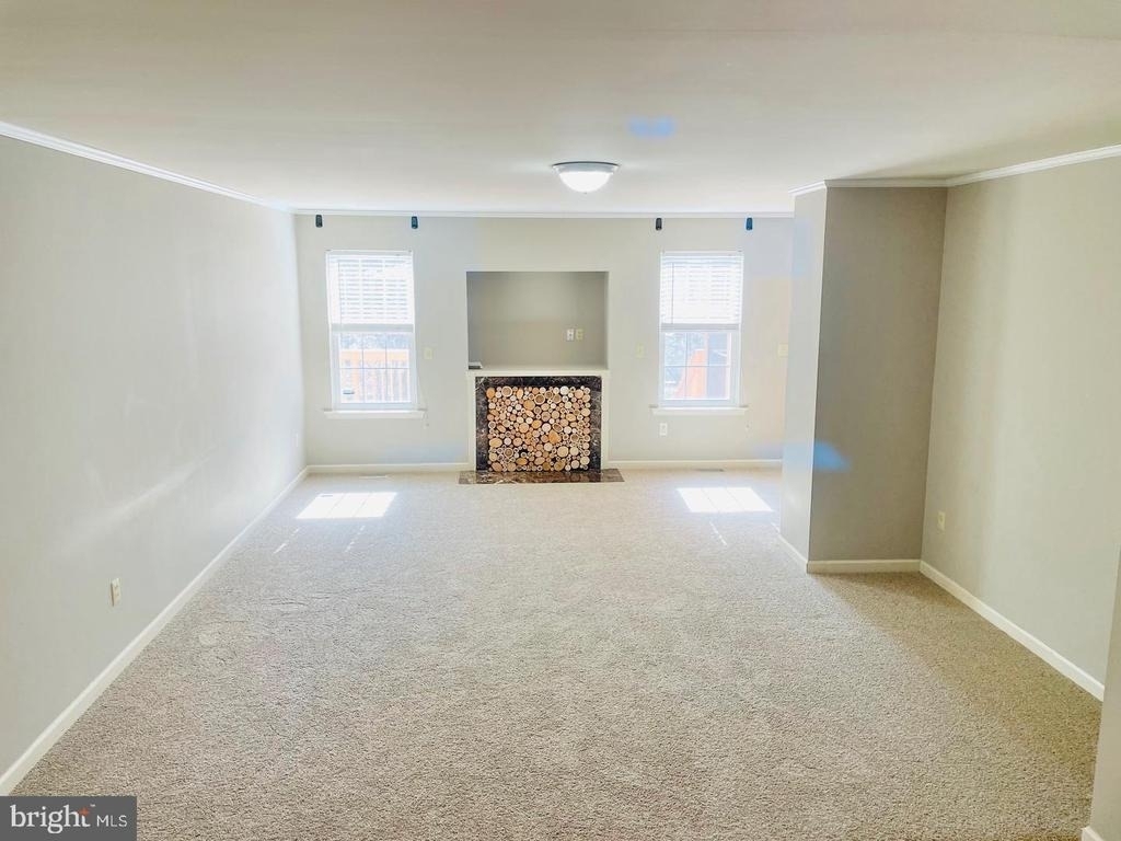 711 Yorktown Boulevard - Photo 4