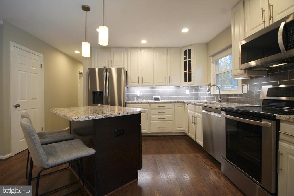 4500 Lantern Place - Photo 6