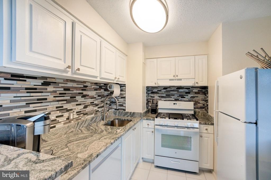 8 S Van Dorn Street - Photo 8