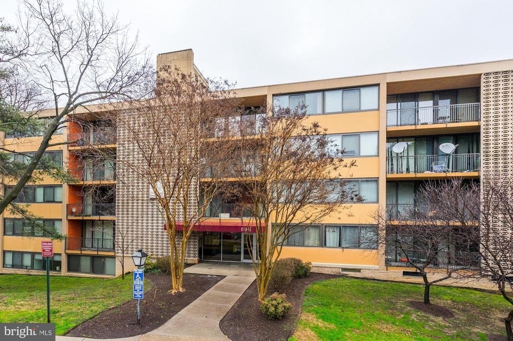 8 S Van Dorn Street - Photo 18
