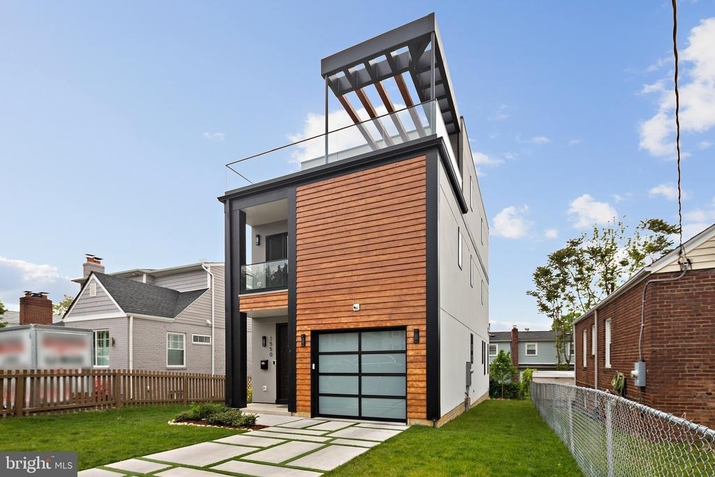 1550 13th Street S - Photo 0