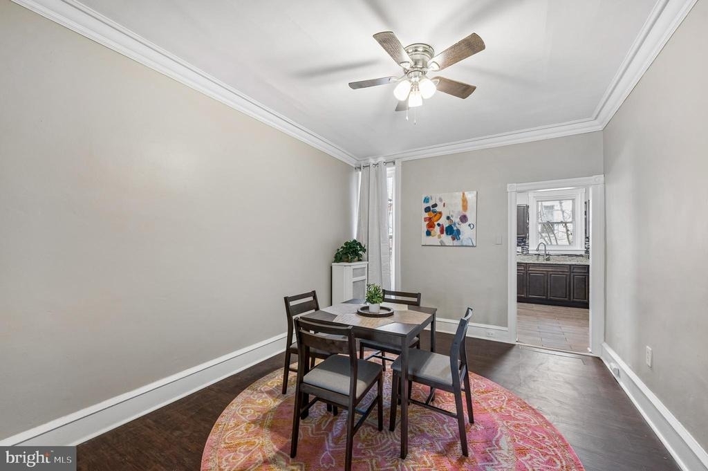 5428 Whitby Avenue - Photo 4