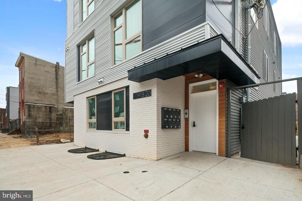 1918 E Cumberland Street - Photo 15