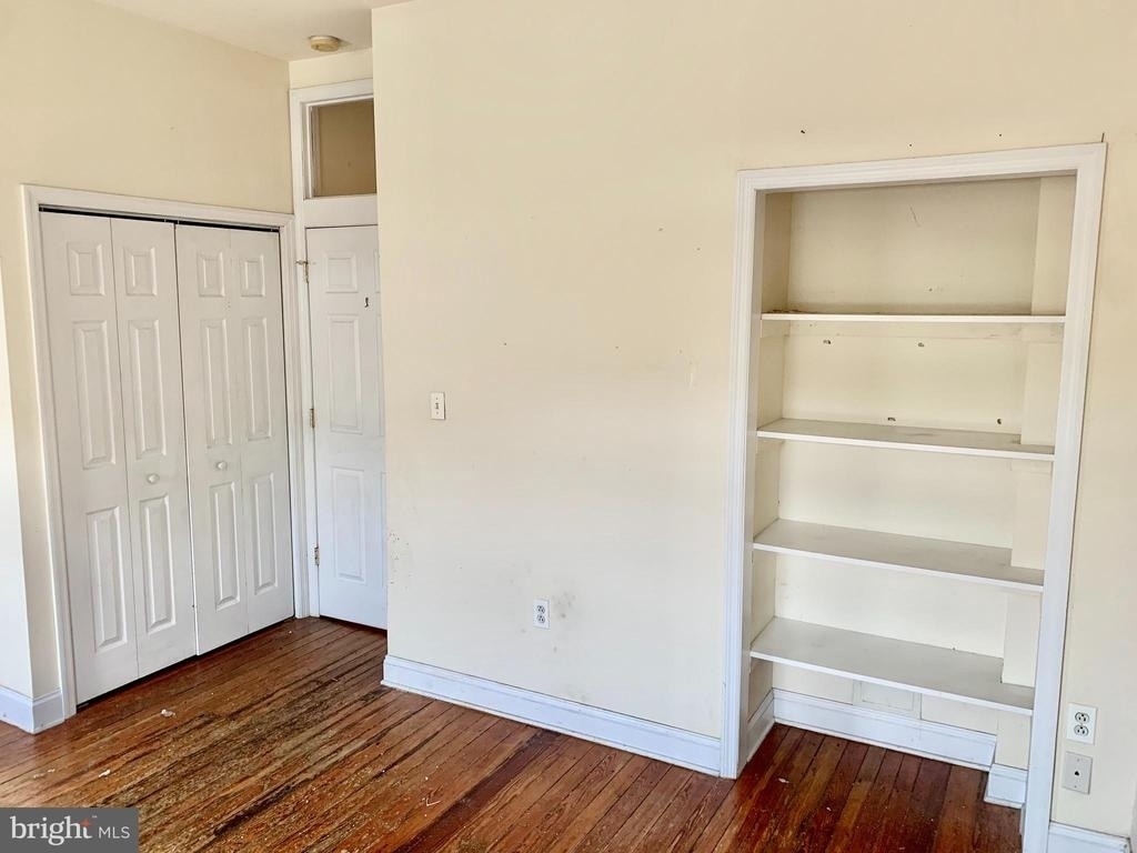 4217 Ridge Avenue - Photo 9