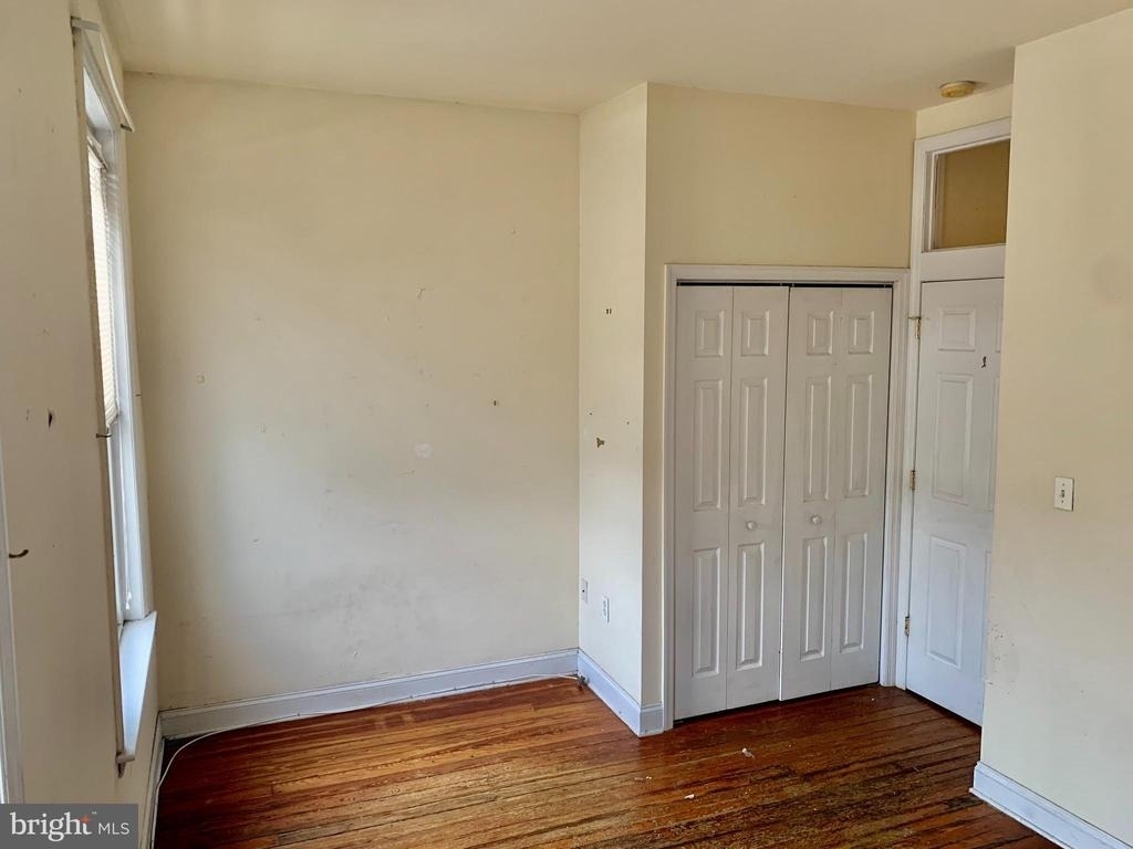 4217 Ridge Avenue - Photo 8
