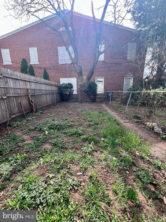 502 Buttonwood Street - Photo 23