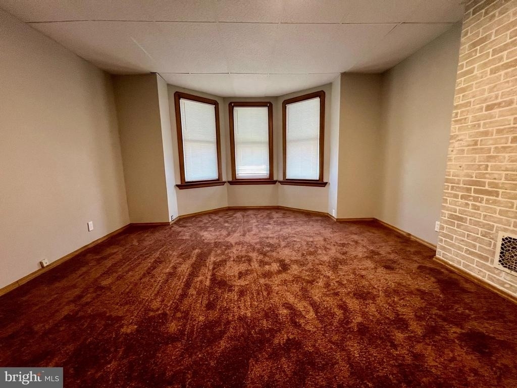 502 Buttonwood Street - Photo 12