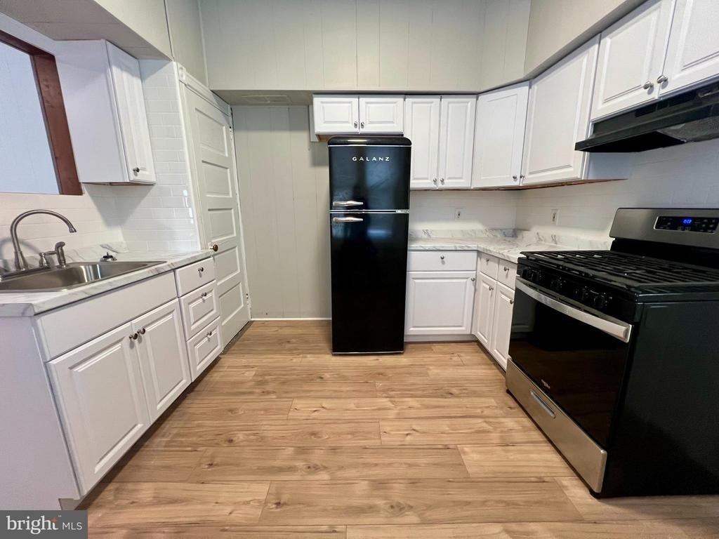 502 Buttonwood Street - Photo 10