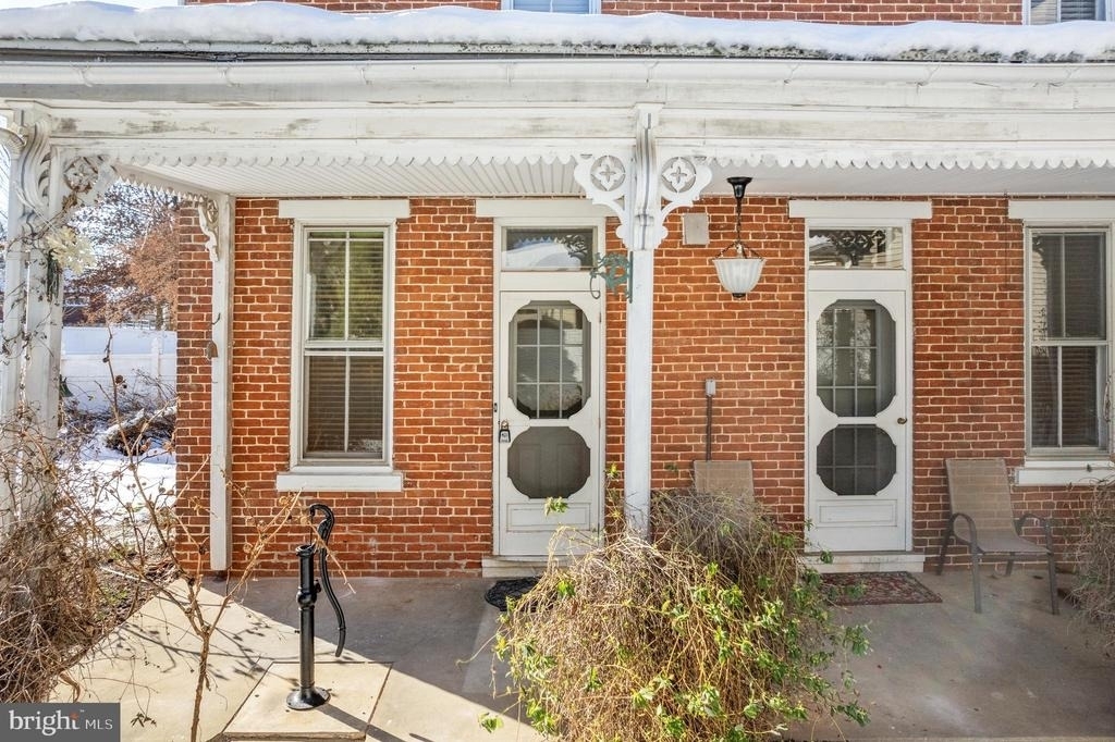 240 Franklin Street - Photo 1