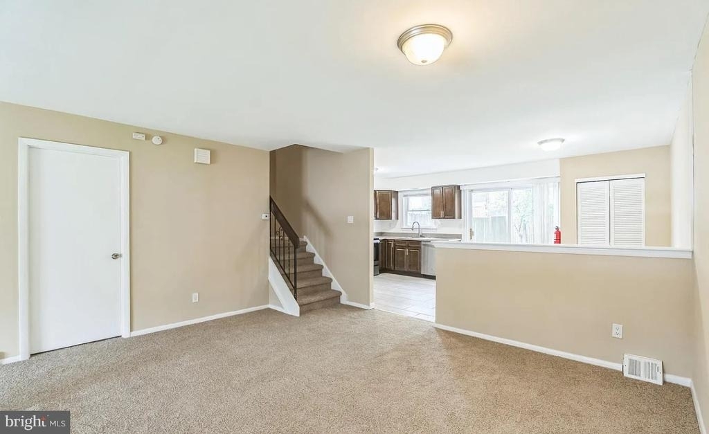 5204 Leeward Road - Photo 3