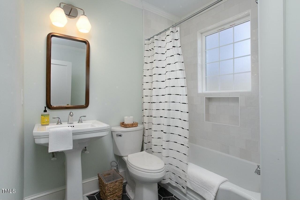 821 N Buchanan Boulevard - Photo 28