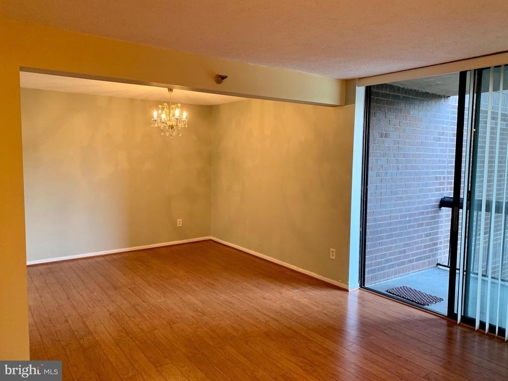 7401 Westlake Terrace - Photo 9
