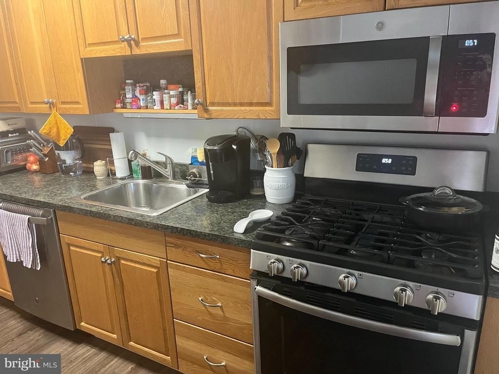 1658 Thetford Road - Photo 3