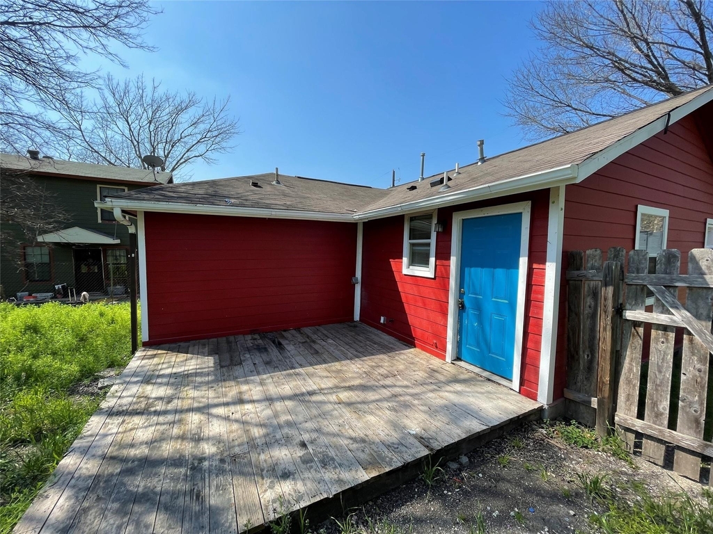 1041 Lott Ave - Photo 12
