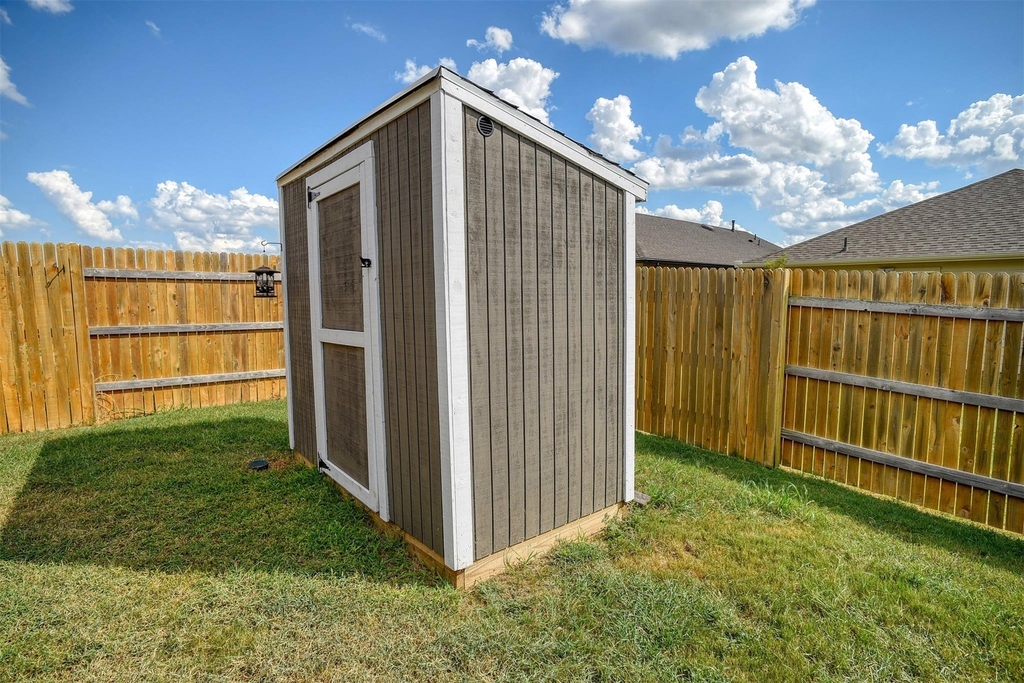 205 Driftwood Ln - Photo 22