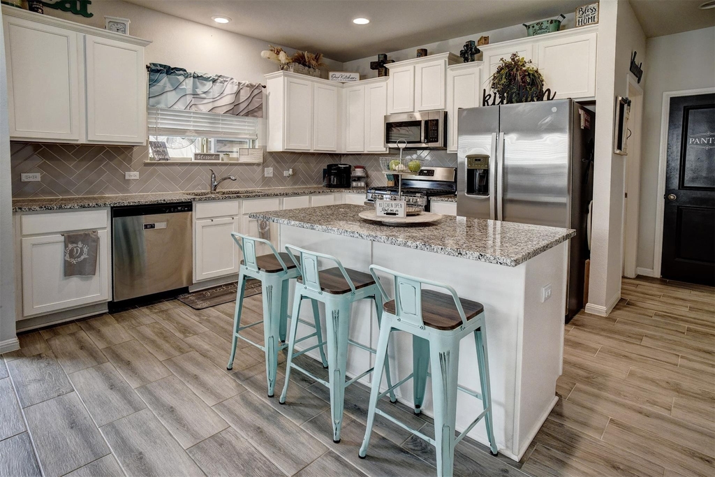 205 Driftwood Ln - Photo 9