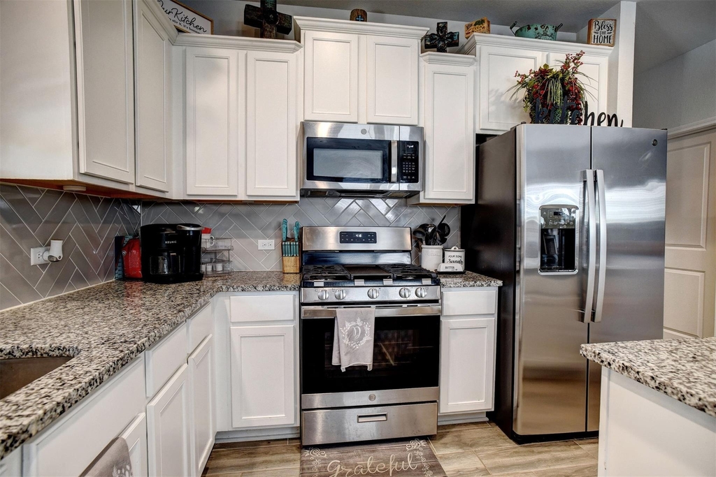 205 Driftwood Ln - Photo 10