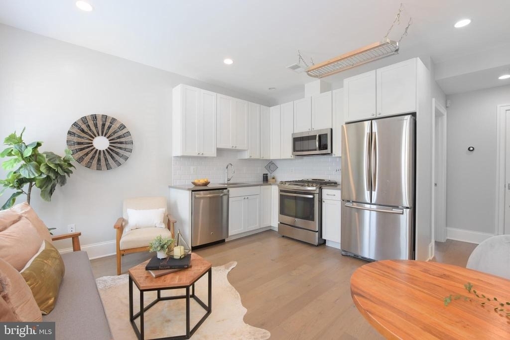 3921 Fulton Street Nw - Photo 11