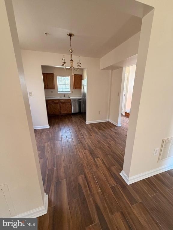 431 61st Street Ne - Photo 2