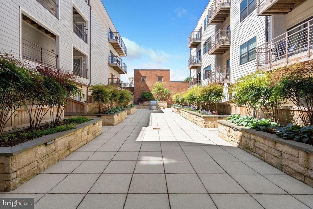 5201 Wisconsin Avenue Nw - Photo 18