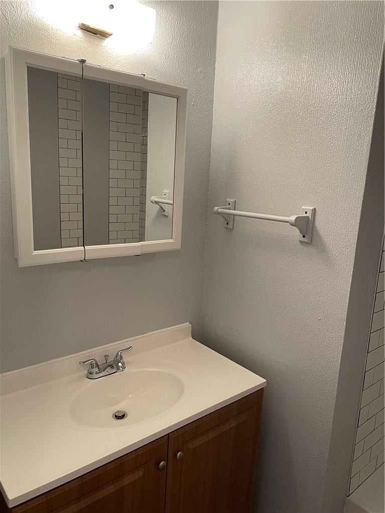 105 Meteor Dr - Photo 4
