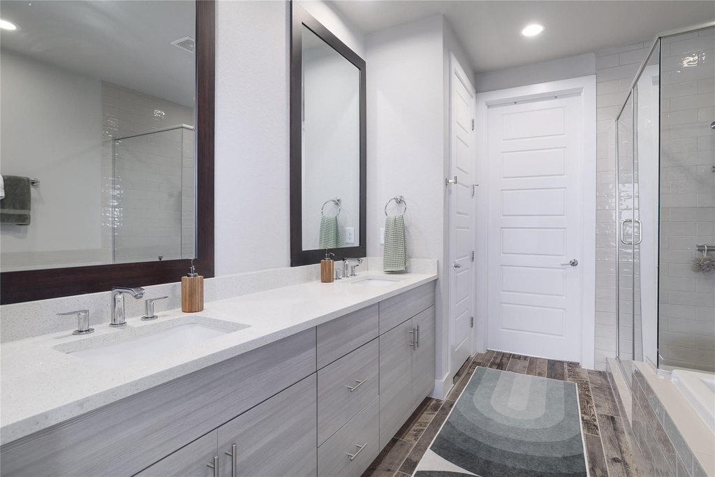 6021 Seville Dr - Photo 19