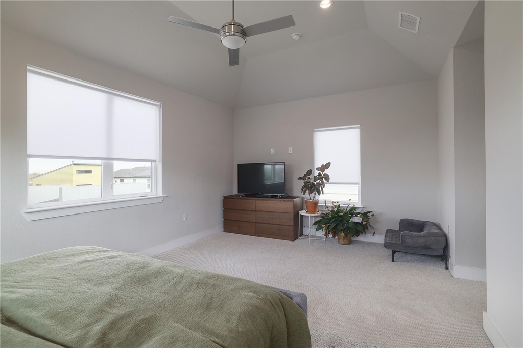 6021 Seville Dr - Photo 17