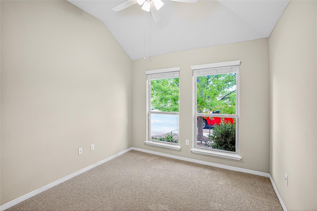 15102 Walcott Dr - Photo 4