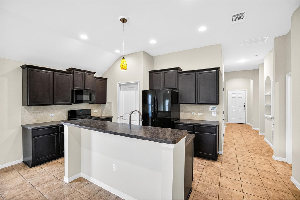 15102 Walcott Dr - Photo 8