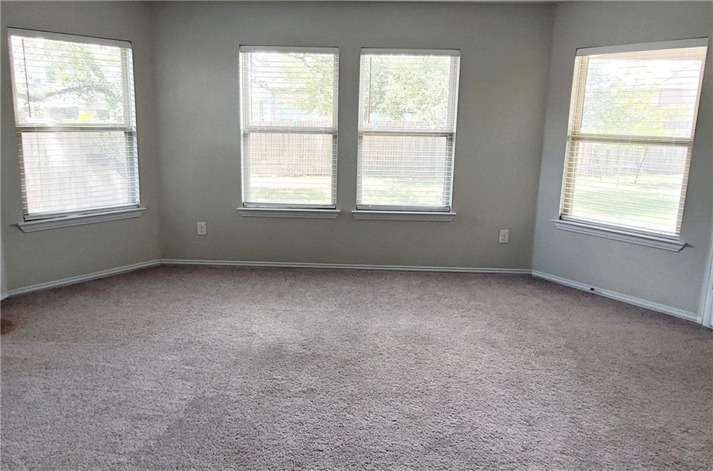 300 Bright Star Ln - Photo 8