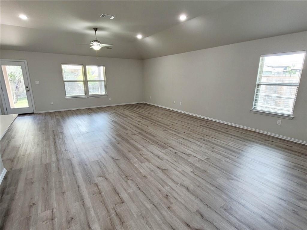 300 Bright Star Ln - Photo 6