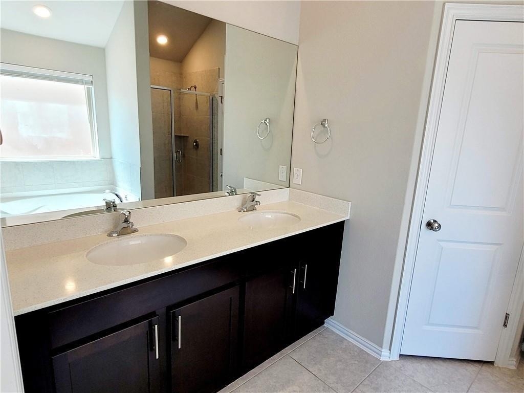 300 Bright Star Ln - Photo 10