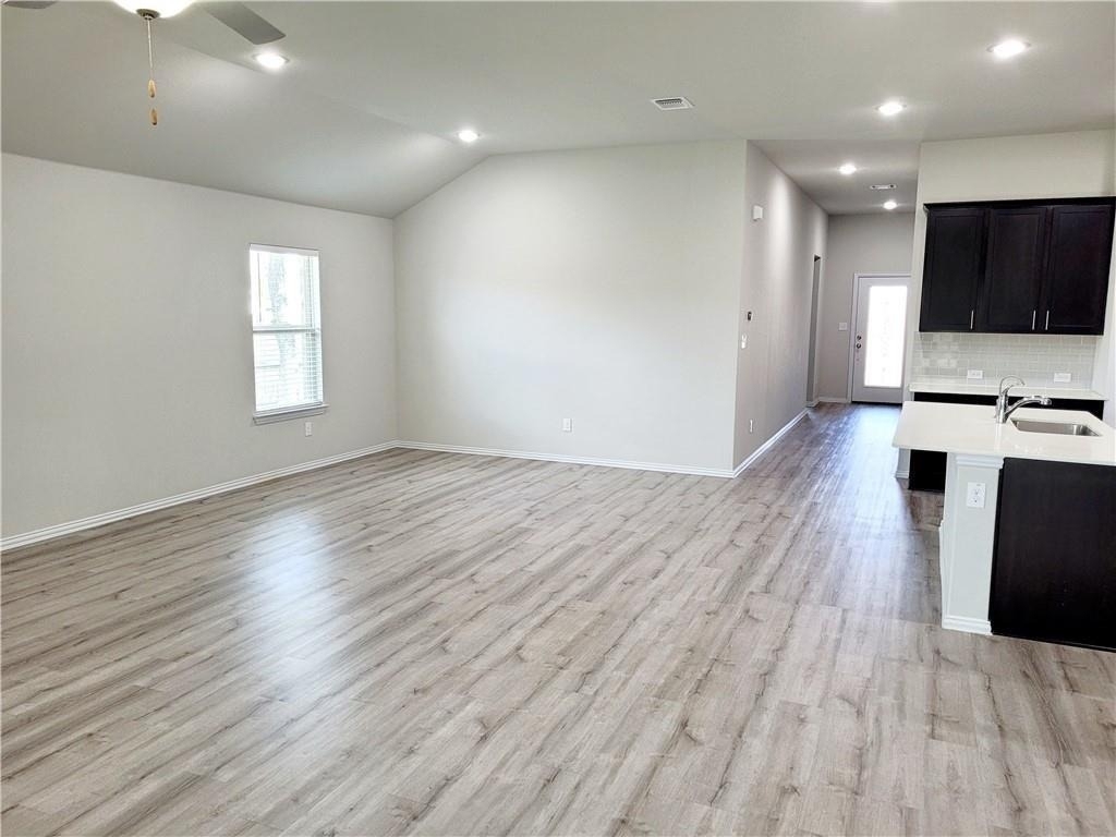 300 Bright Star Ln - Photo 3