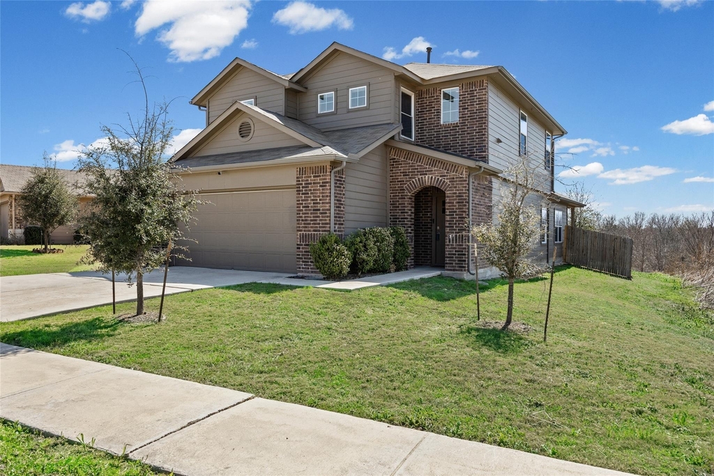 3103 Crystal Bend Dr - Photo 0