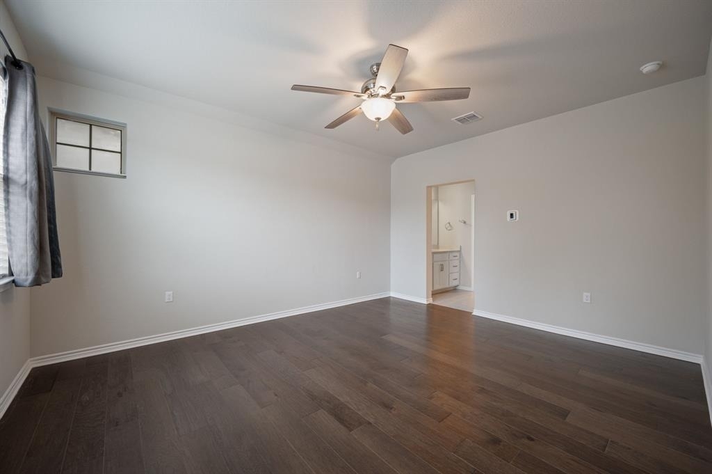 305 Bolivar Way - Photo 22