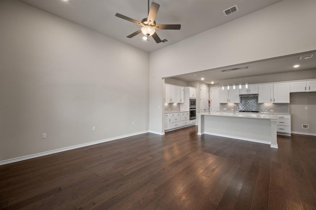 305 Bolivar Way - Photo 10
