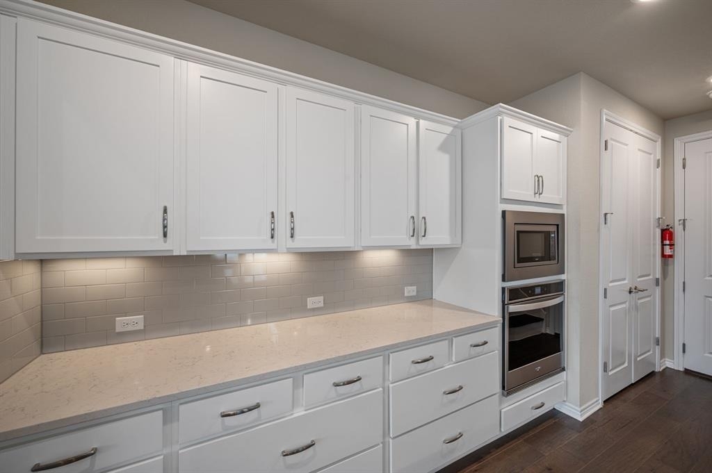 305 Bolivar Way - Photo 8