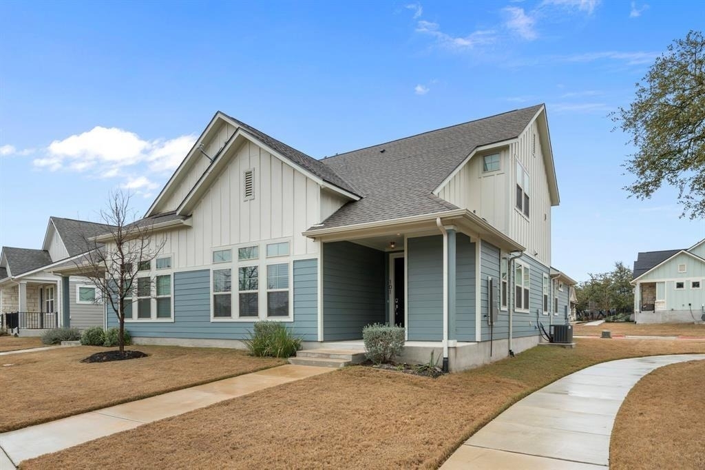 305 Bolivar Way - Photo 1